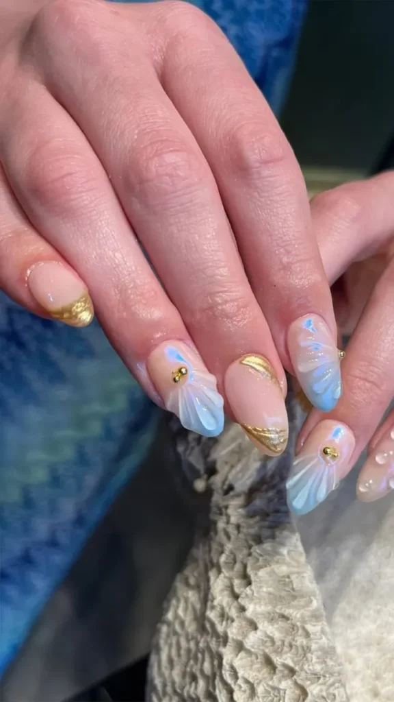Golden Beach Vibes Nail