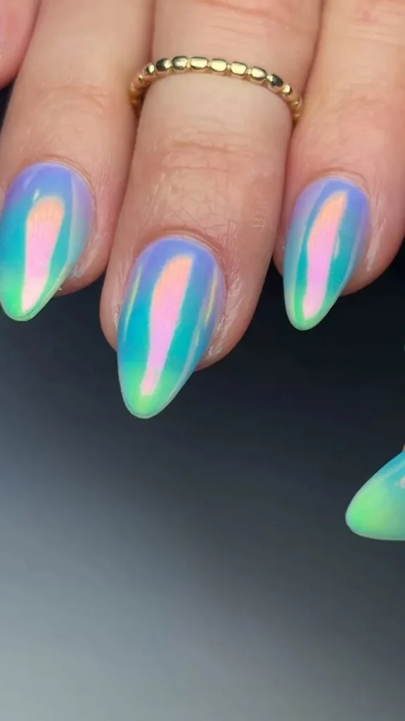 Summer Mermaid Green Chrome Nails