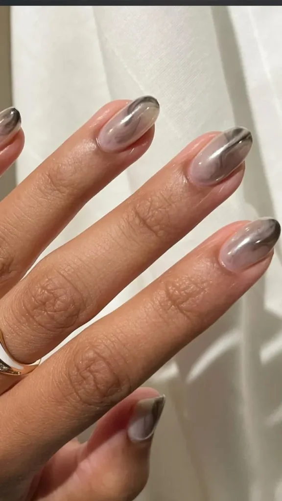 Summer Silver Smoke Chrome Nails