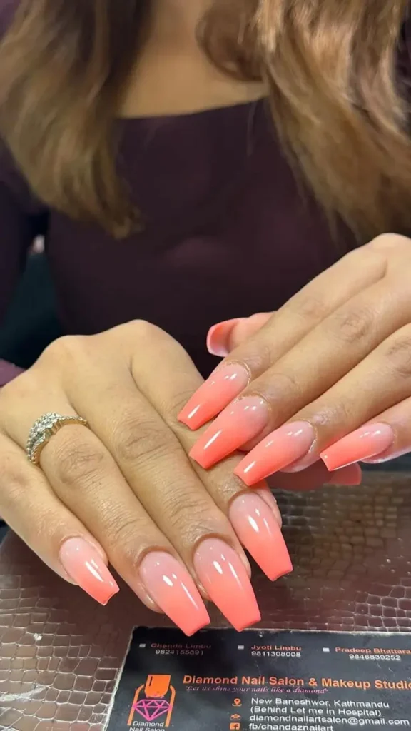Coral and Peach Ombre Summer Coral Nail