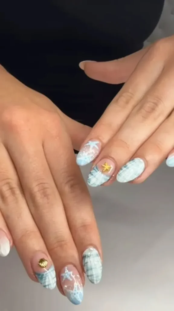 Shell-Inspired Summer French Tip Nail